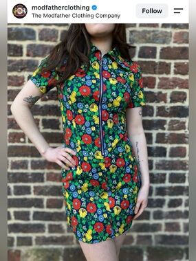 NWT size 10 The Modfather Clothing Company Retro Floral Zip-Front Mini Dress